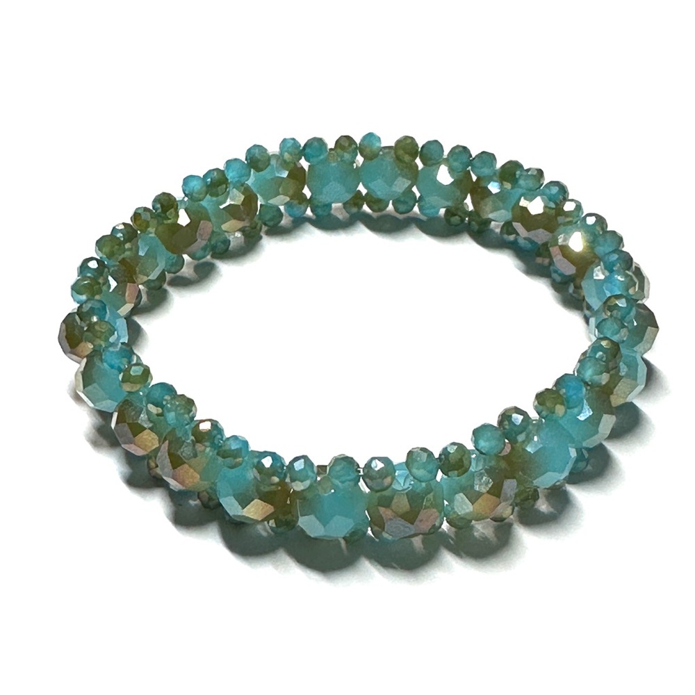 Chic Crystal Bracelet - Aqua and Gold